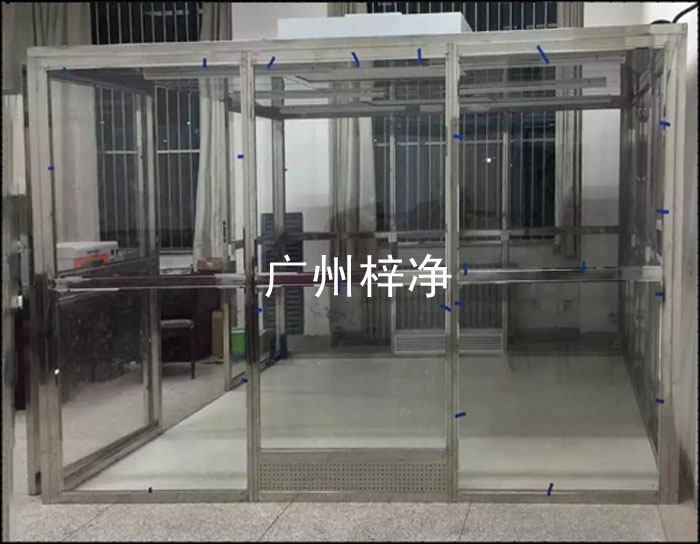 使用百級潔凈棚比較多的客戶，會選用千級潔凈棚，或萬級潔凈棚，少量客戶會選用百級或萬級。