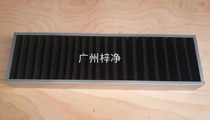 活性碳過濾器廣泛用于化學(xué)、制藥、食品、娛樂場所、需要凈化空氣的場所， 有害氣體如苯、甲醛、氨氣等的吸附脫除 溶劑的回收 ，采用活性炭氈比表面積大，吸附能力強(qiáng)，迅速處理各種有害氣體, 有效潔凈空氣對氣味的控制。